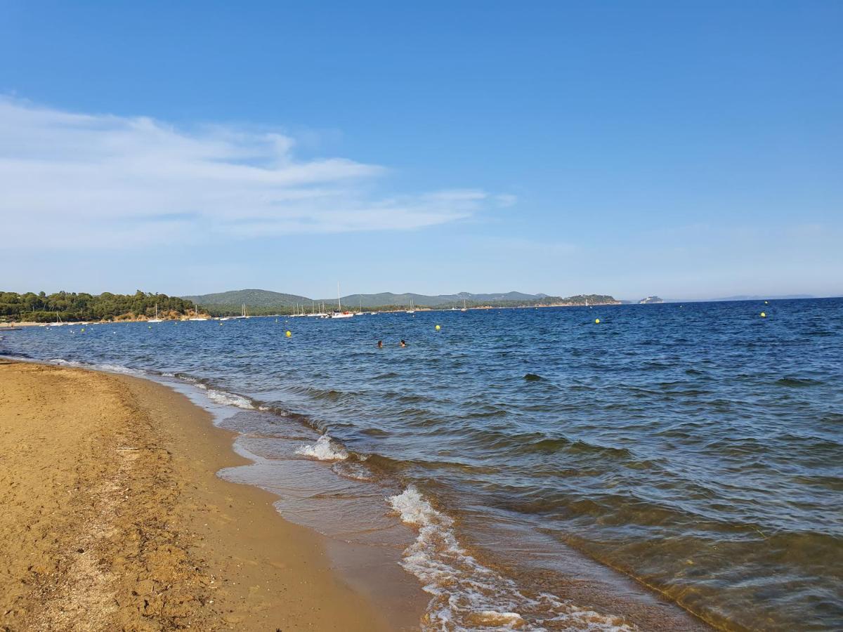 Studio Acces Direct A La Plage La Londe-les-Maures Exterior photo
